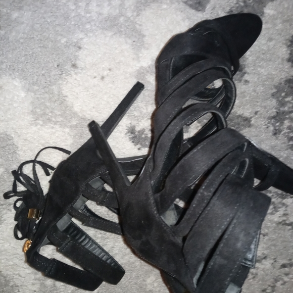 LADIES OPEN PUMPS BY OLIVIA FERRAGAMO - Picture 2 of 4